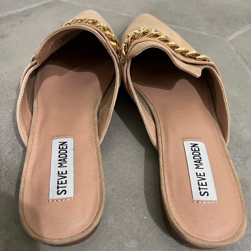 Steve Madden tan pointed toe chain flats - Picture 10 of 11